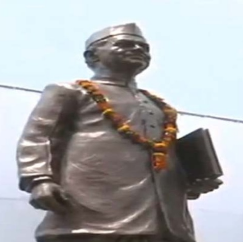 ವಾರಣಾಸಿ: ಲಾಲ್ ಬಹದ್ದೂರ್ ಶಾಸ್ತ್ರಿ ಪ್ರತಿಮೆ