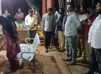 రేవ్ పార్టీని అడ్డుకున్న పోలీసులు